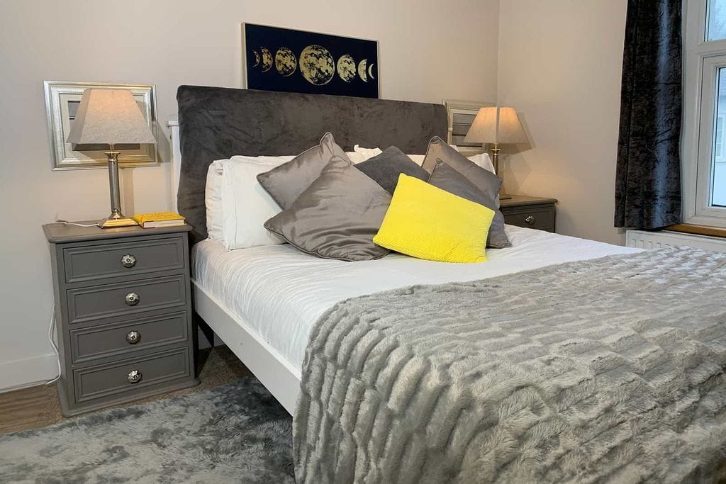 Adelphi Road, Epsom: bedroom