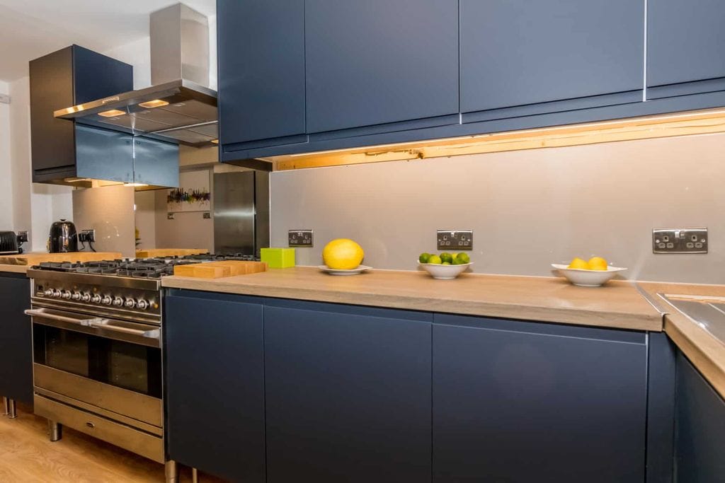 Cleeve Road, Leatherhead: kitchen hob