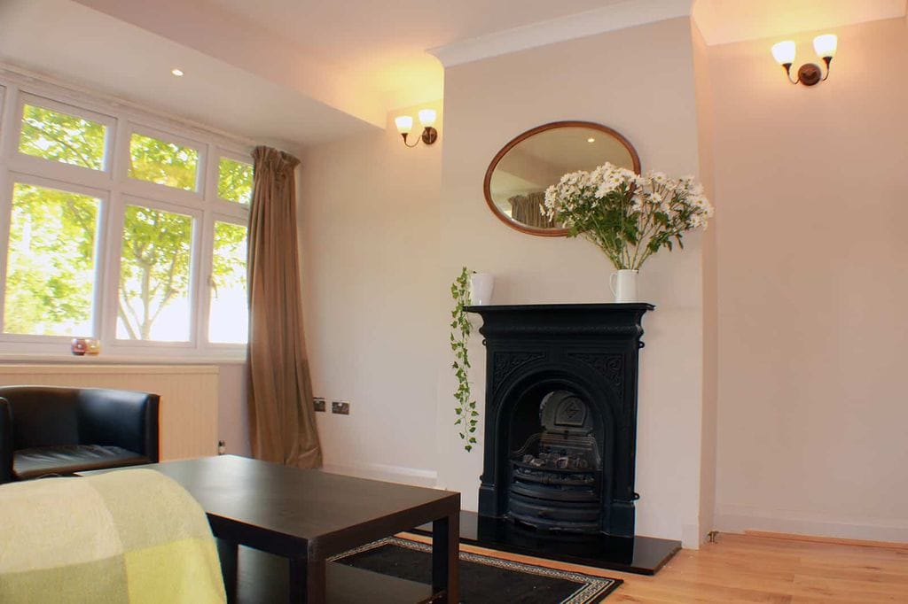 Tranquil Bedroom Oasis in Surrey, UK